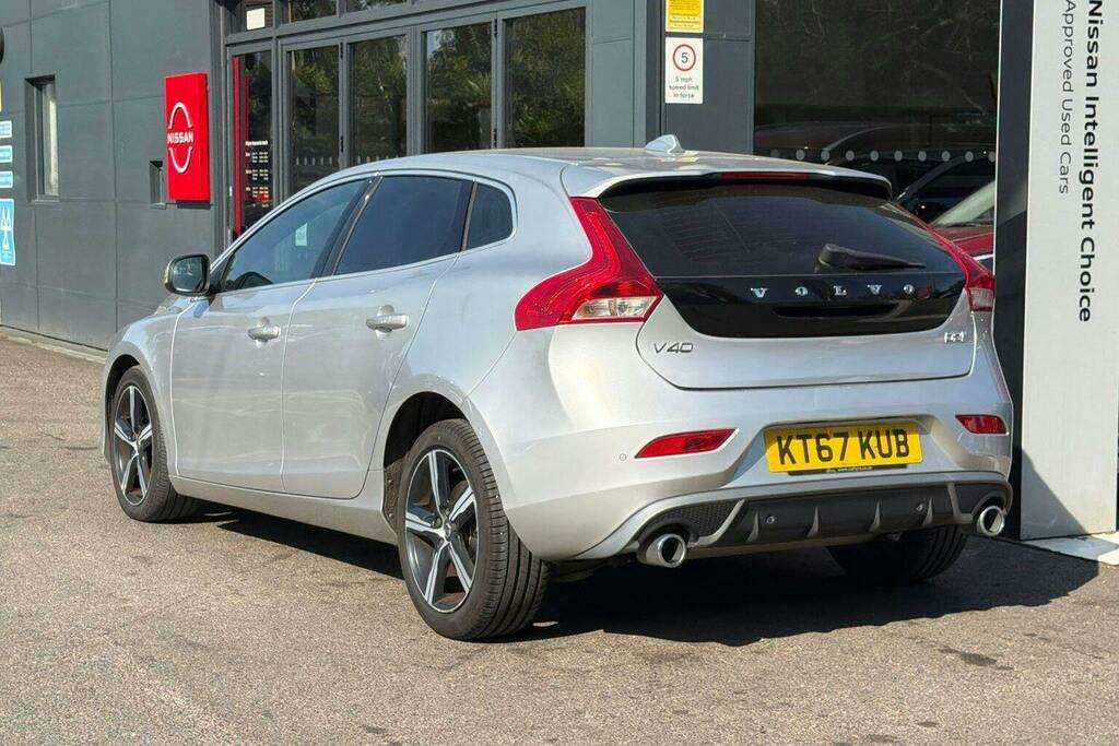 Volvo V40 2.0 D2 R Design Nav Plus Hatchback Manu Silver #5