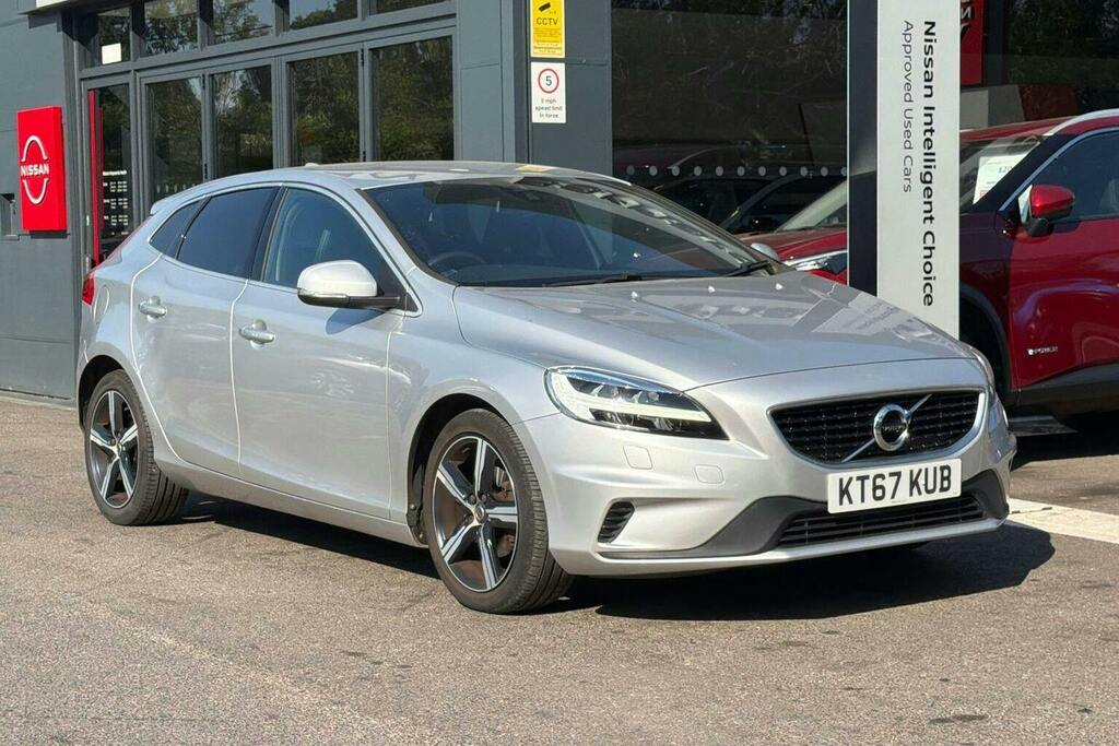 Volvo V40 2.0 D2 R Design Nav Plus Hatchback Manu Silver
