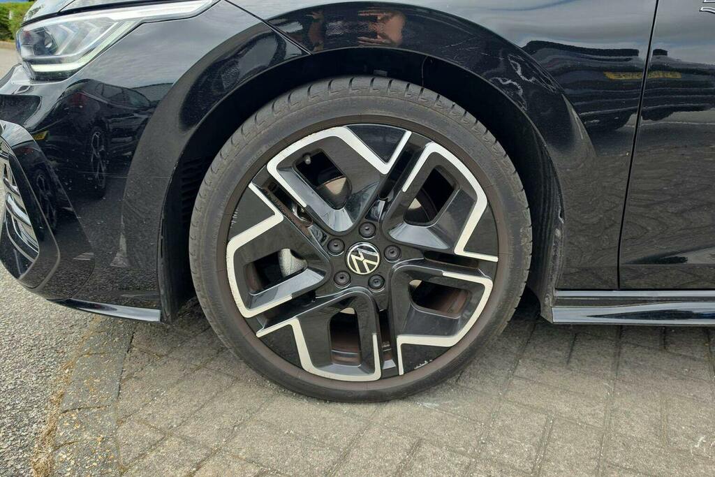 Volkswagen Golf 1.5 Tsi 150 Black Edition IMZ7027 White #9