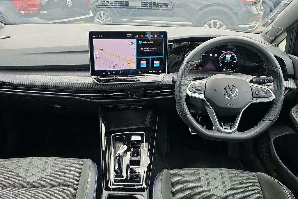 Volkswagen Golf 1.5 Tsi 150 Black Edition IMZ7027 White #11