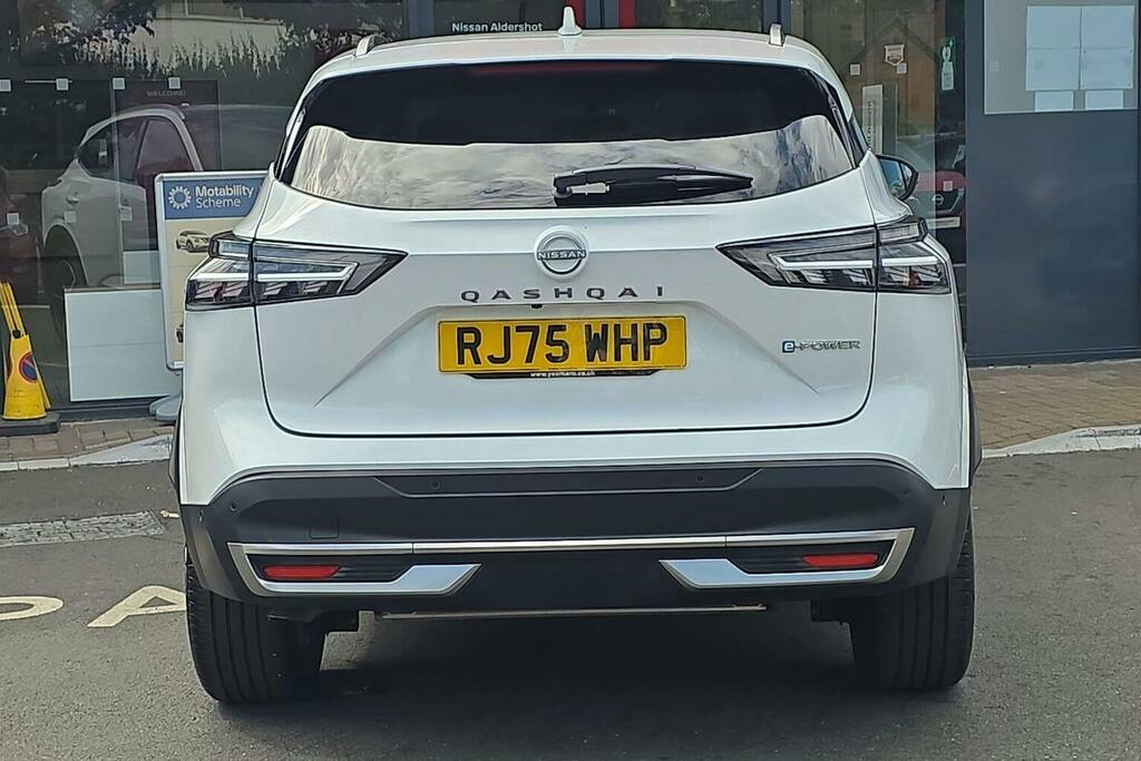 Nissan Qashqai 1.5 H E Power Tekna Suv Hybrid White #4