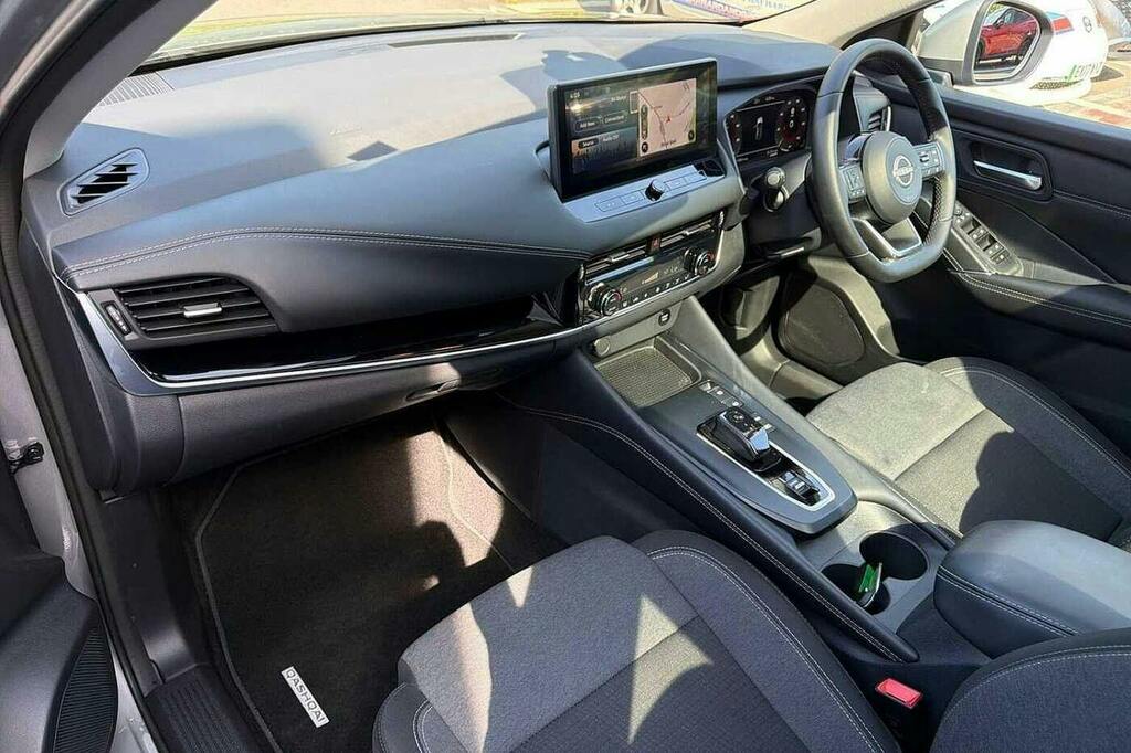 Nissan Qashqai 1.5 H E Power N Connecta Suv Hybrid Aut Silver #2