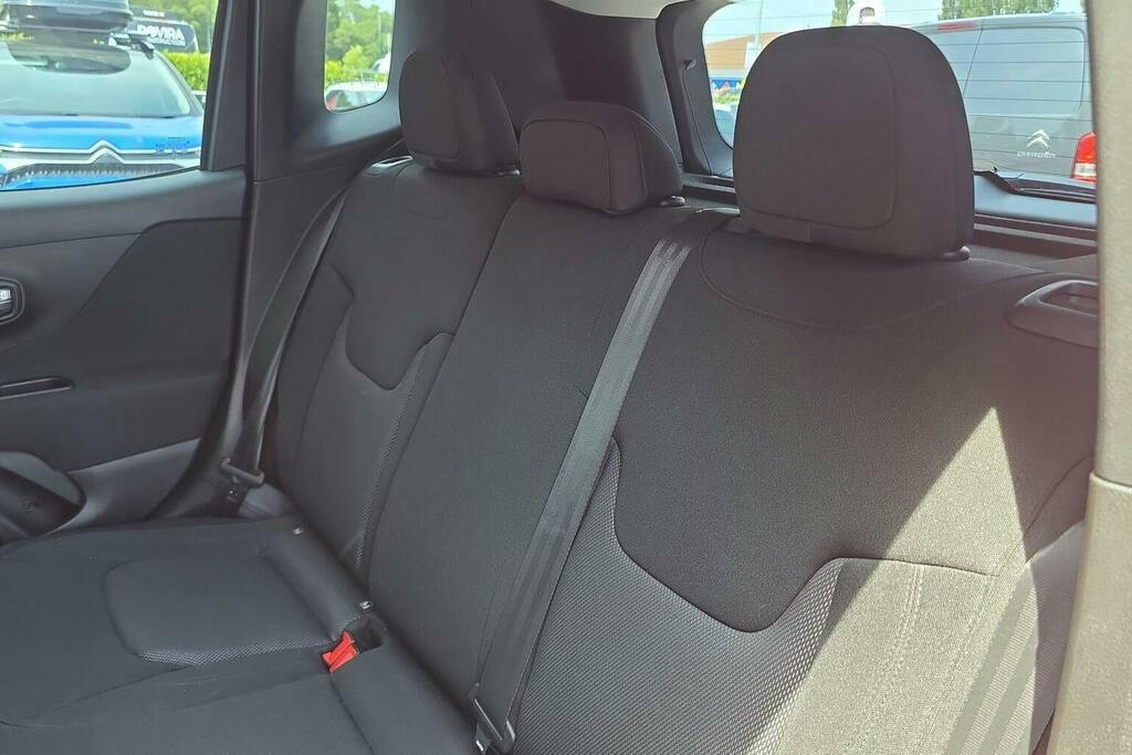 Jeep Renegade Limited Grey #17