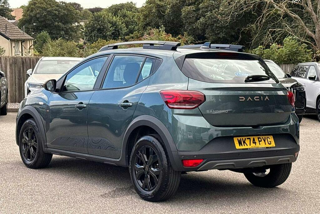 Dacia Sandero Stepway 1.0 Tce Extreme Hatchback Green #5