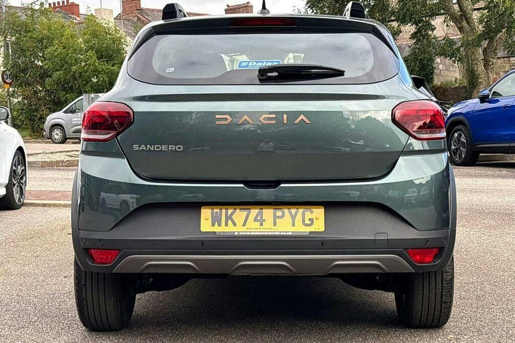 Dacia Sandero Stepway 1.0 Tce Extreme Hatchback Green #4