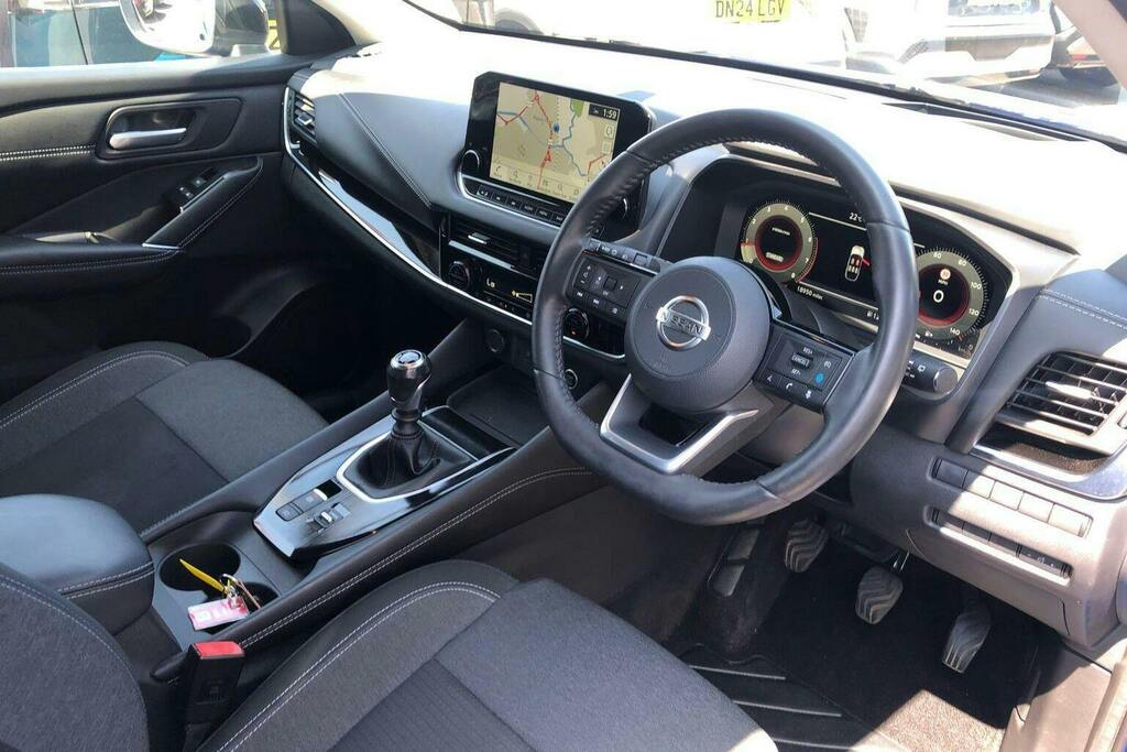 Nissan Qashqai 1.3 Dig-t Acenta Premium Blue #10