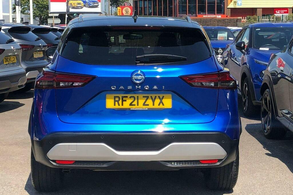 Nissan Qashqai 1.3 Dig-t Acenta Premium Blue #4