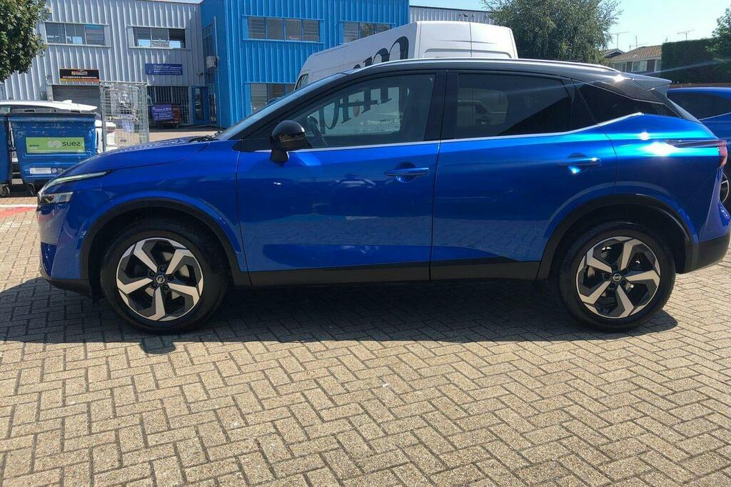 Nissan Qashqai 1.3 Dig-t Acenta Premium Blue #6