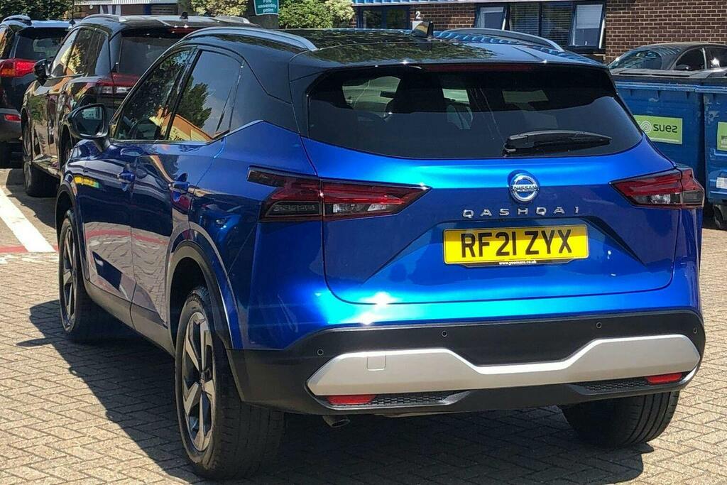 Nissan Qashqai 1.3 Dig-t Acenta Premium Blue #5