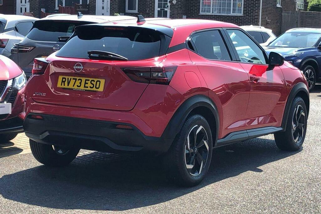 Nissan Juke 1.0 Dig T N Connecta Suv Dct Red #3