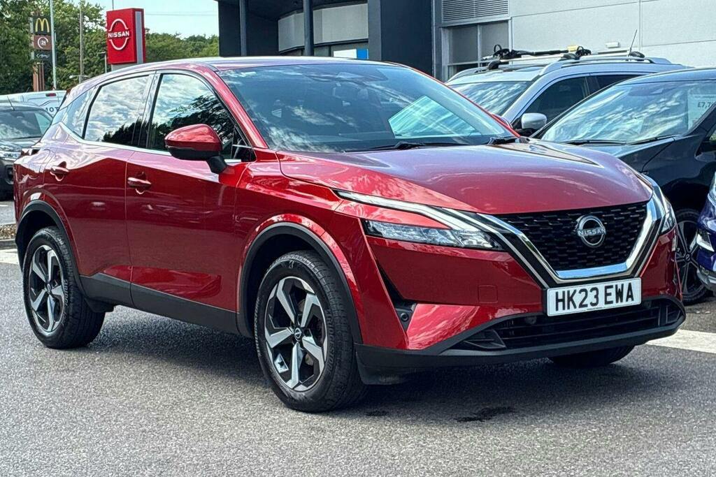 Nissan Qashqai 1.3 Dig T Mhev N Connecta Suv Hybrid Ma Red