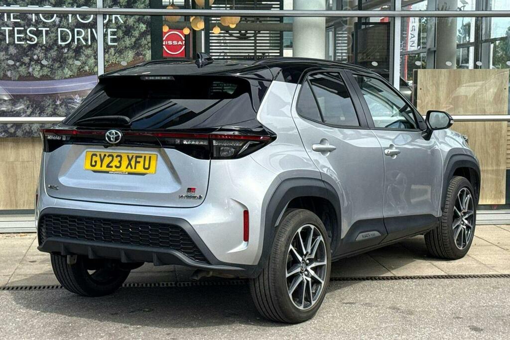 Toyota Yaris Cross 1.5 Vvt H Gr Sport Suv Hybrid E Cvt Silver #2