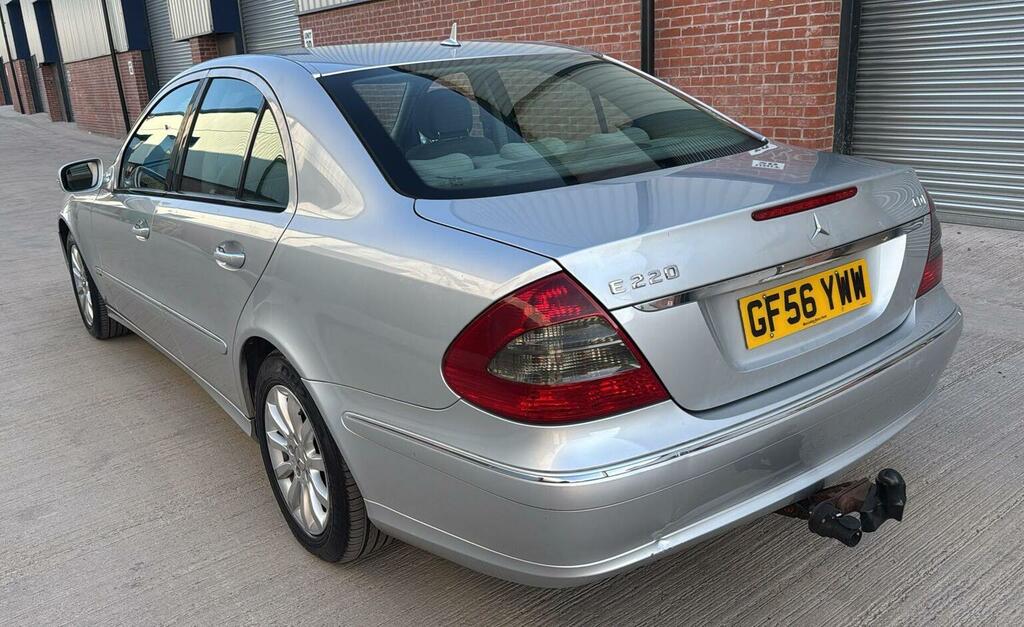 Mercedes-Benz E Class 1.8 E200 Kompressor Elegance Silver #7