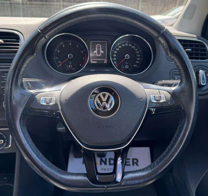 Volkswagen Polo 2014 1.4 Match Edition Hatchback Dsg Eu Red #36