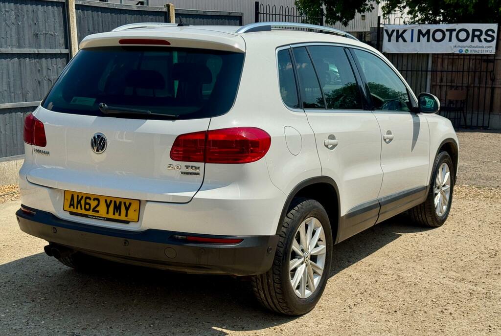 Volkswagen Tiguan 2.0 Tdi Sport 4Wd Euro 5 Black #5