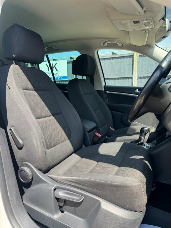 Volkswagen Tiguan 2.0 Tdi Sport 4Wd Euro 5 Black #21