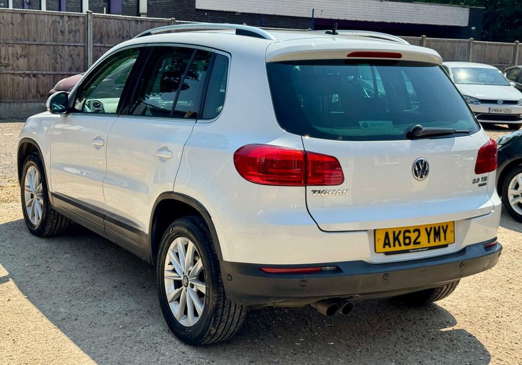 Volkswagen Tiguan 2.0 Tdi Sport 4Wd Euro 5 Black #11
