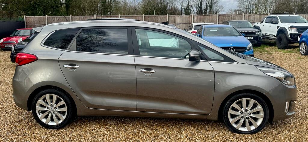 Kia Carens 2 Silver #17