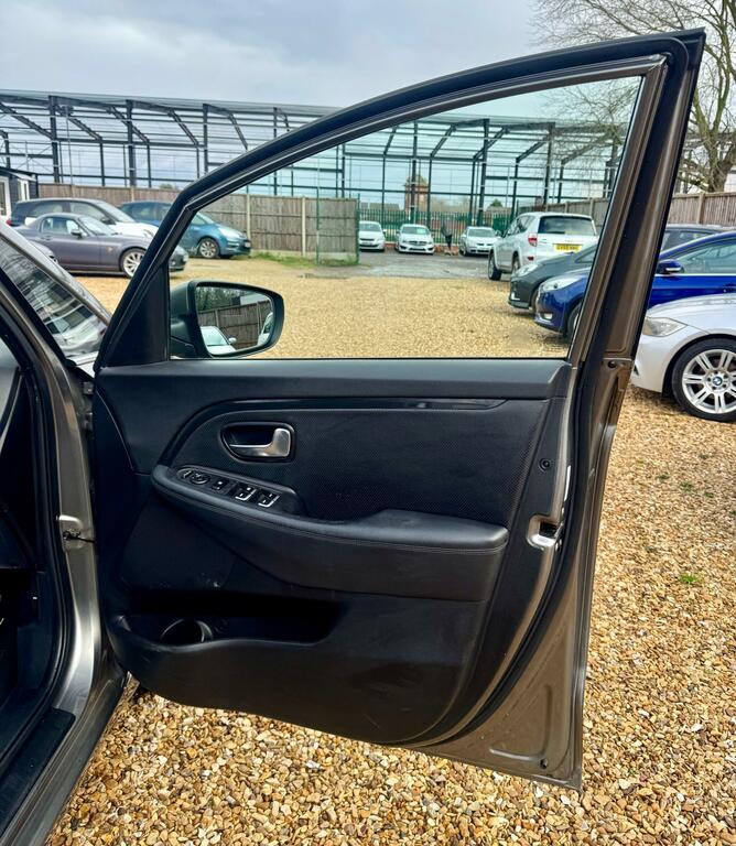 Kia Carens 2 Silver #18
