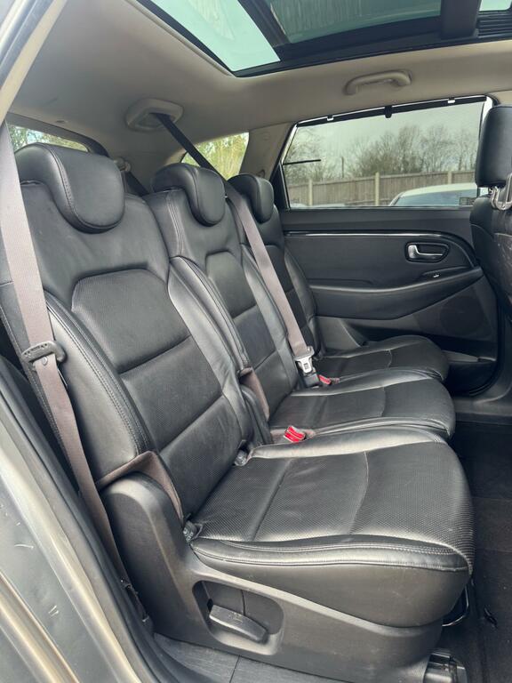 Kia Carens 2 Silver #20