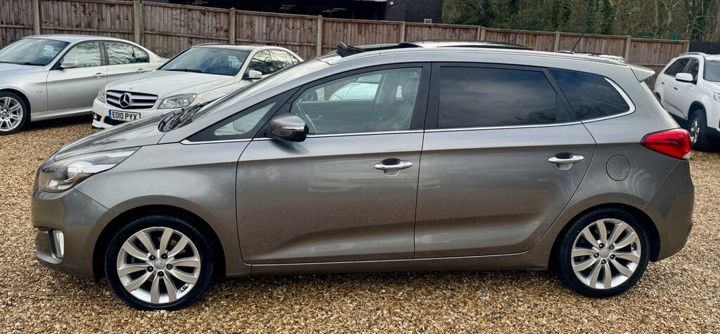Kia Carens 2 Silver #16