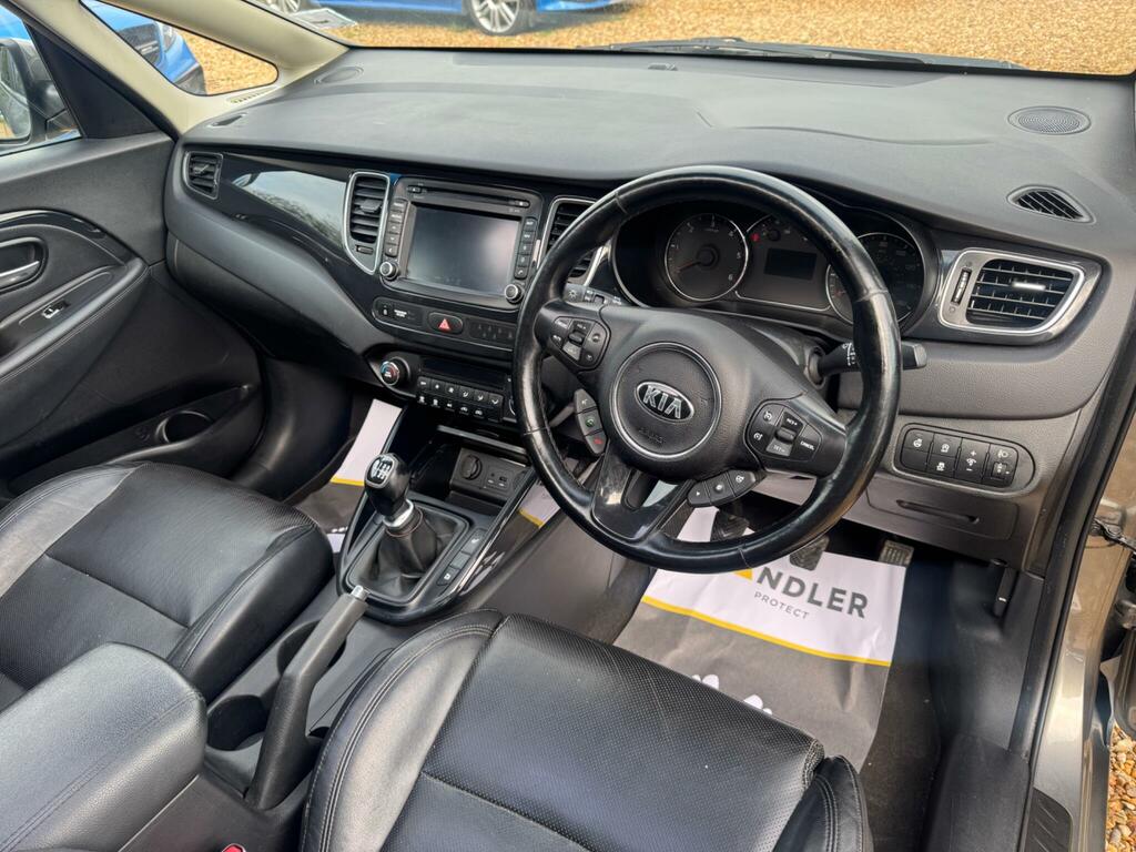 Kia Carens 2 Silver #23