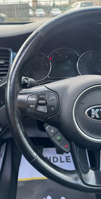 Kia Carens 2 Silver #39