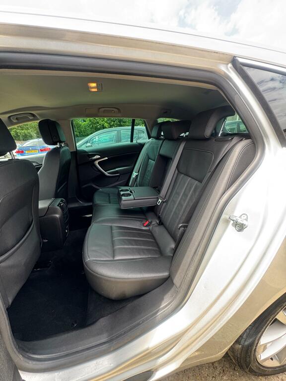 Vauxhall Insignia Hatchback Tech Silver #32