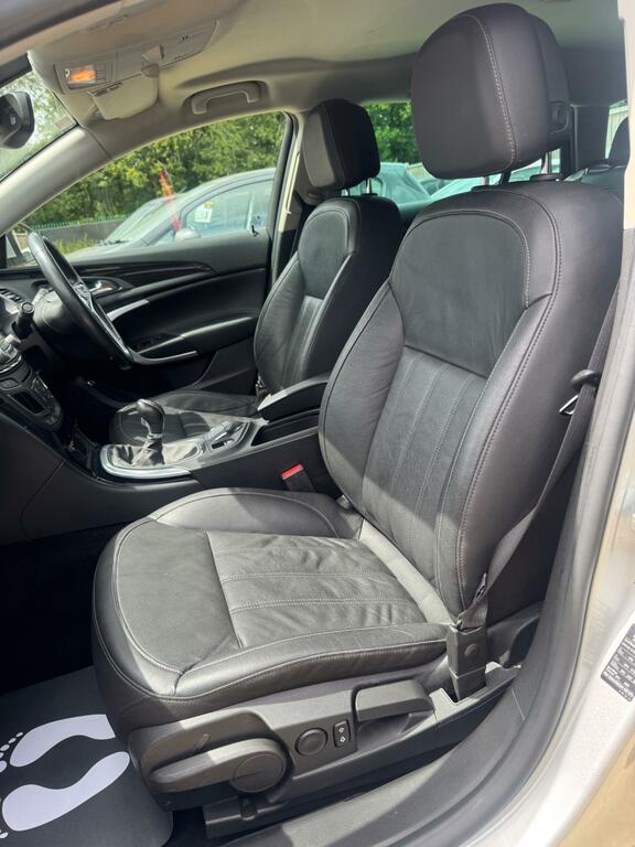 Vauxhall Insignia Hatchback Tech Silver #30