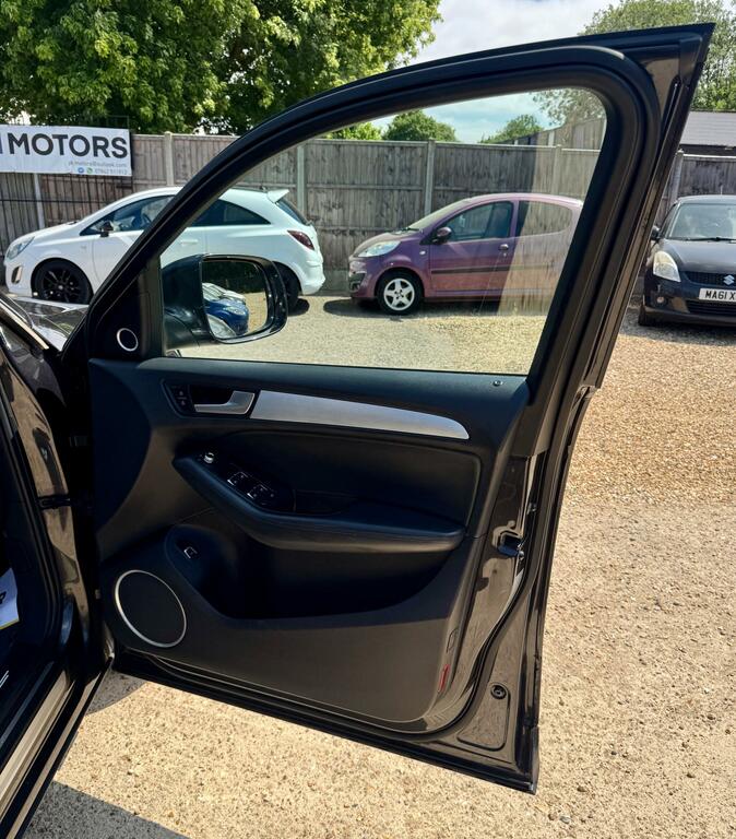 Audi Q5 2.0 Tdi Quattro S Black #18