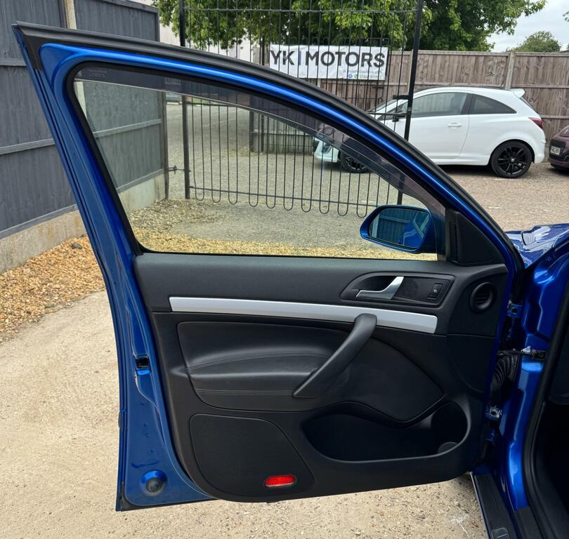 Skoda Octavia 2.0 Scout Tdi 4X4 Blue #29