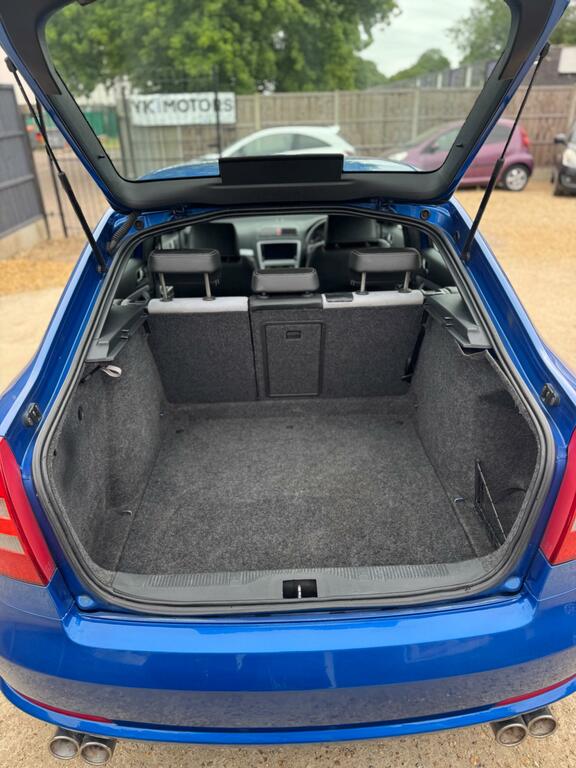 Skoda Octavia 2.0 Scout Tdi 4X4 Blue #7