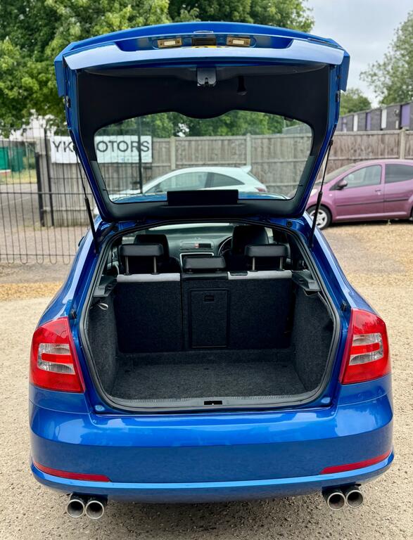 Skoda Octavia 2.0 Scout Tdi 4X4 Blue #8