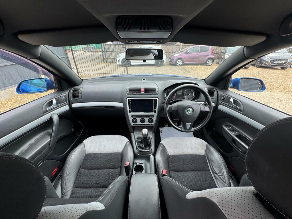 Skoda Octavia 2.0 Scout Tdi 4X4 Blue #35