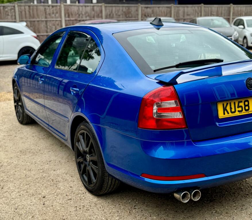 Skoda Octavia 2.0 Scout Tdi 4X4 Blue #10