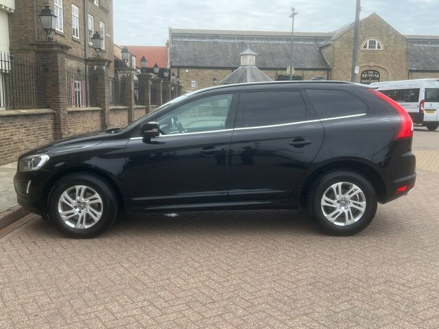 Volvo XC60 2016 2.4 D4 Se Nav Suv Awd Euro NJ66NRY Black #4