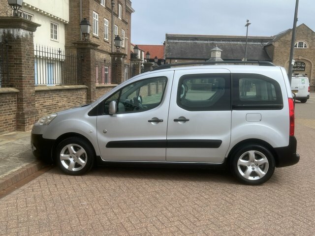 Peugeot Partner Tepee 2013 1.6 Hdi Tepee Outdoor Mpv Silver #4
