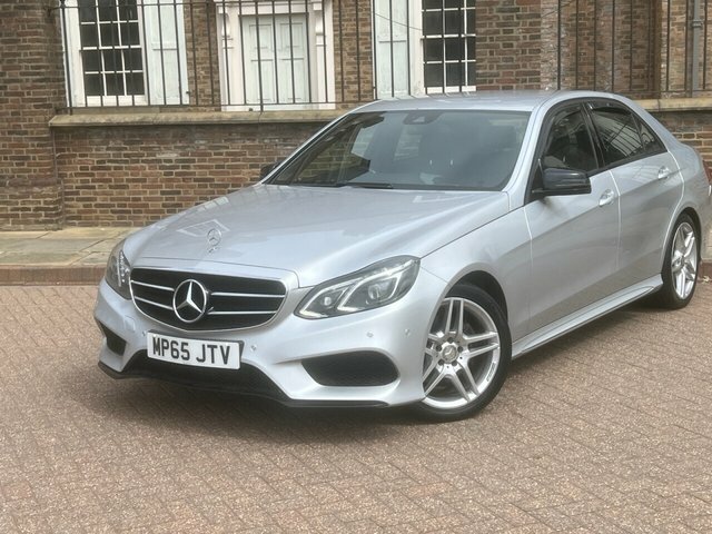 Mercedes-Benz E Class 2016 2.1 E220 Bluetec Amg Night Edition Saloon MP65JTV Black #3