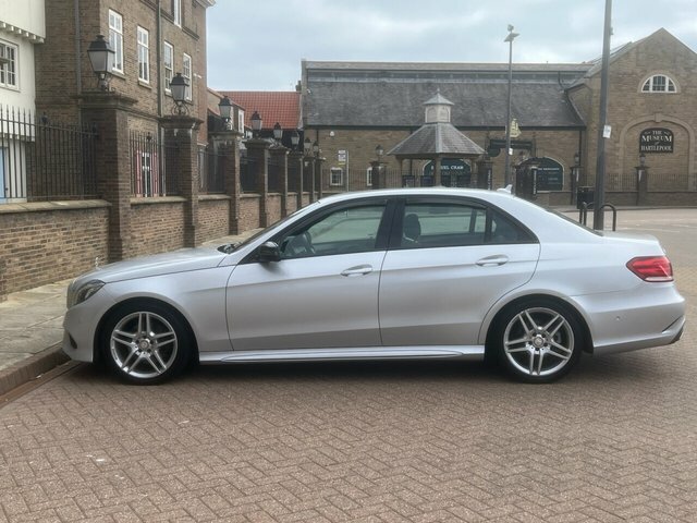 Mercedes-Benz E Class 2016 2.1 E220 Bluetec Amg Night Edition Saloon MP65JTV Black #6