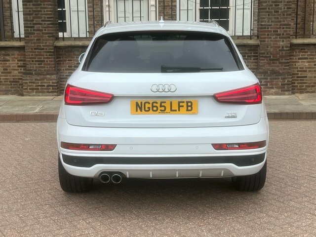 Audi Q3 Automatic Black #19