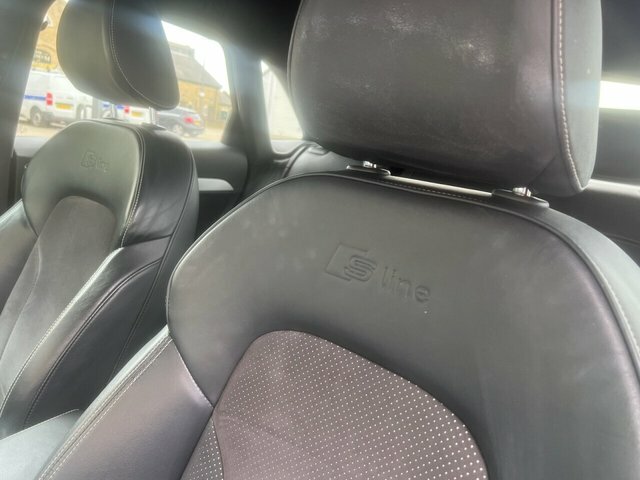 Audi Q3 Automatic Black #11