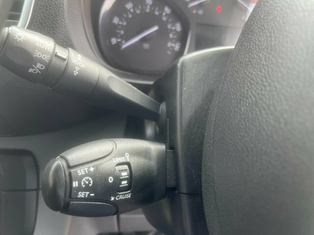 Vauxhall Vivaro   #18