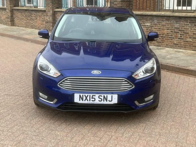 Ford Focus Hatchback White #2