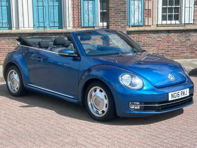 Volkswagen Beetle 2016 2.0 Tdi Bluemotion Tech Design Cabriolet Blue #2