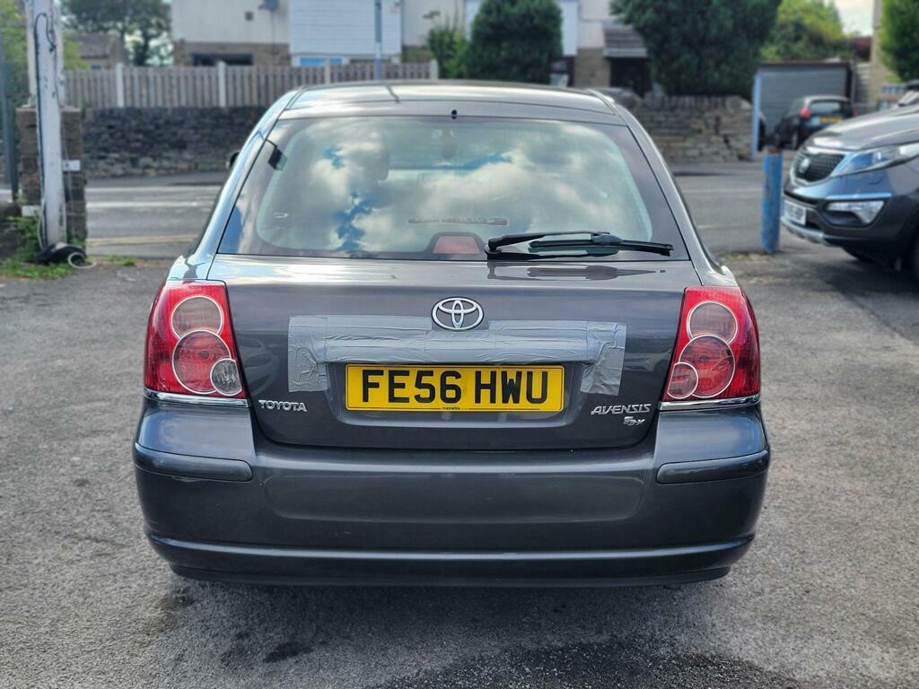 Toyota Avensis 1.8 Vvt-i T3-x Grey #5
