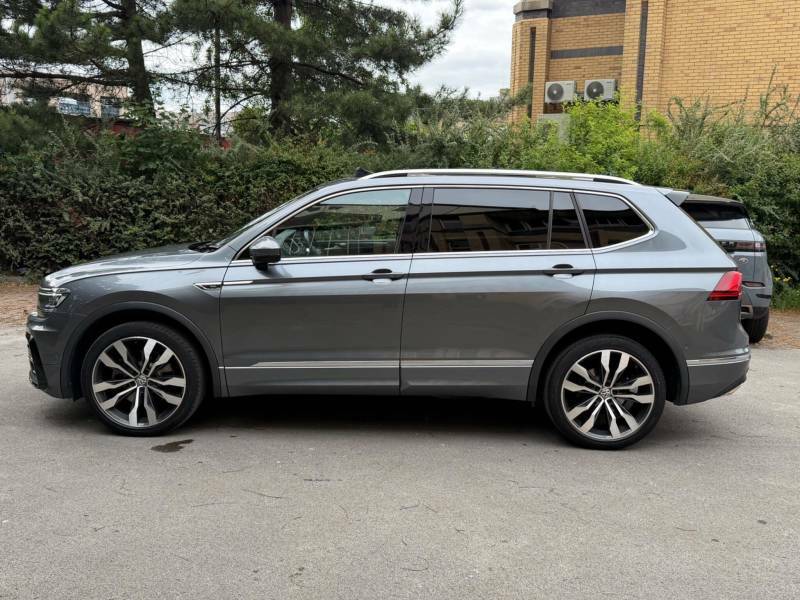 Volkswagen Tiguan Allspace 2L Match Black #7