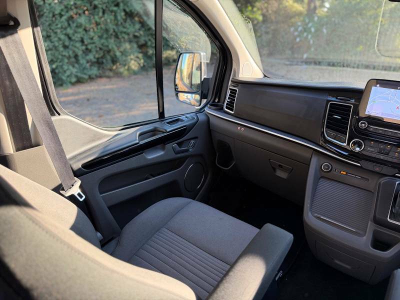 Ford Tourneo Custom Tourneo Titanium L2 Lwb 8 Seat Fwd 2.0 Ecoblu White #29