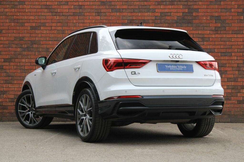 Audi Q3 1.5 Tfsi Cod 35 Vorsprung S Tronic Euro 6 Ss FL19ZWD White #3