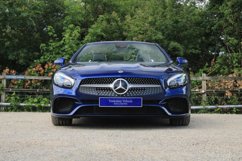 Mercedes-Benz SL Class Sl 400 Amg Line Premium White #47