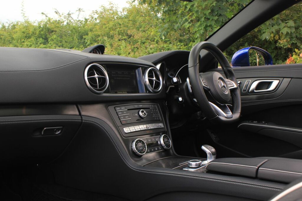 Mercedes-Benz SL Class Sl 400 Amg Line Premium White #22